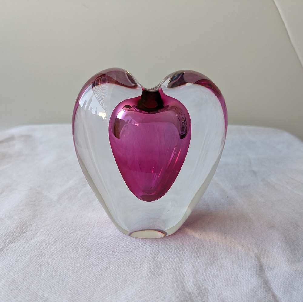 Zellique Studio Handblown Signed JM Pink Heart Art Glass Vase  1996 Vintage